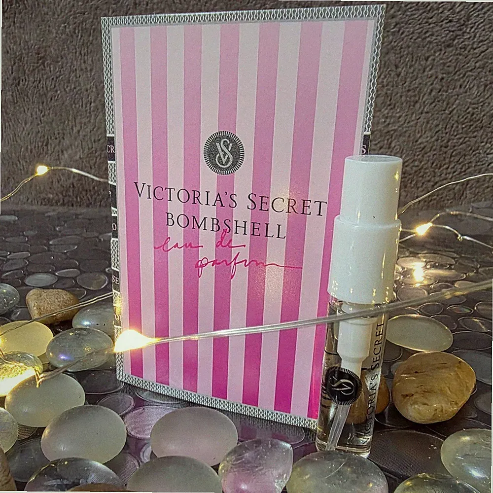 Victoria's Secret Bombshell Perfume Cologne Sample Vials Spray - 2 ml