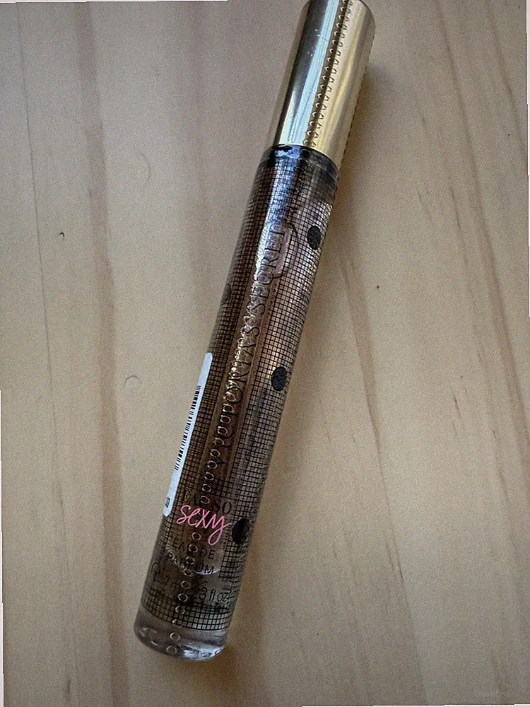 Victoria's Secret Eau So Sexy Eau De Parfum Perfume Rollerball .23 fl oz RARE