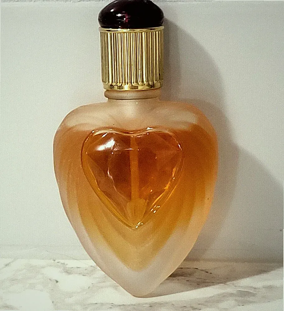 Victoria's Secret Rapture Perfume Cologne 22ml/.75oz Frosted Heart Vintage